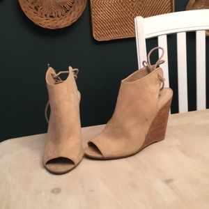 Light tan wedge bootie